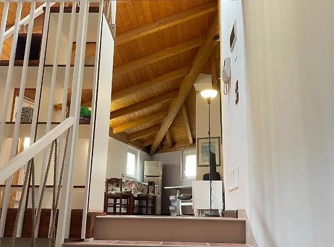 Santa Chiara Διαμέρισμα *